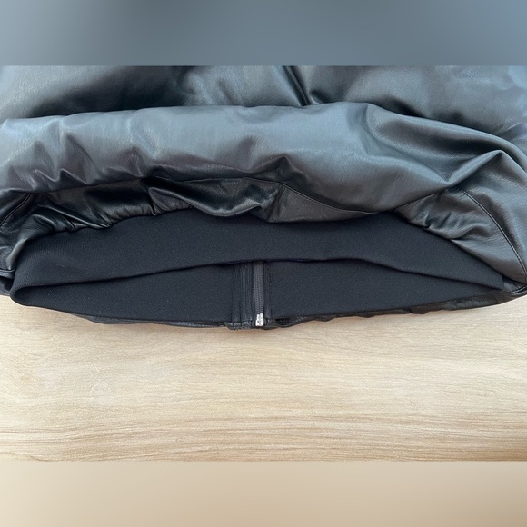 MOTHER Black The Drop Pillow Talk Faux Leather Puffer Jacket Coat Women Medium - Picture 12 of 16